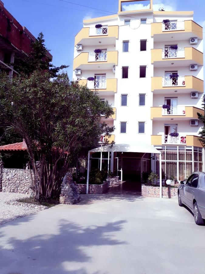 Hotel Blendi ดูร์เรส ภายนอก รูปภาพ