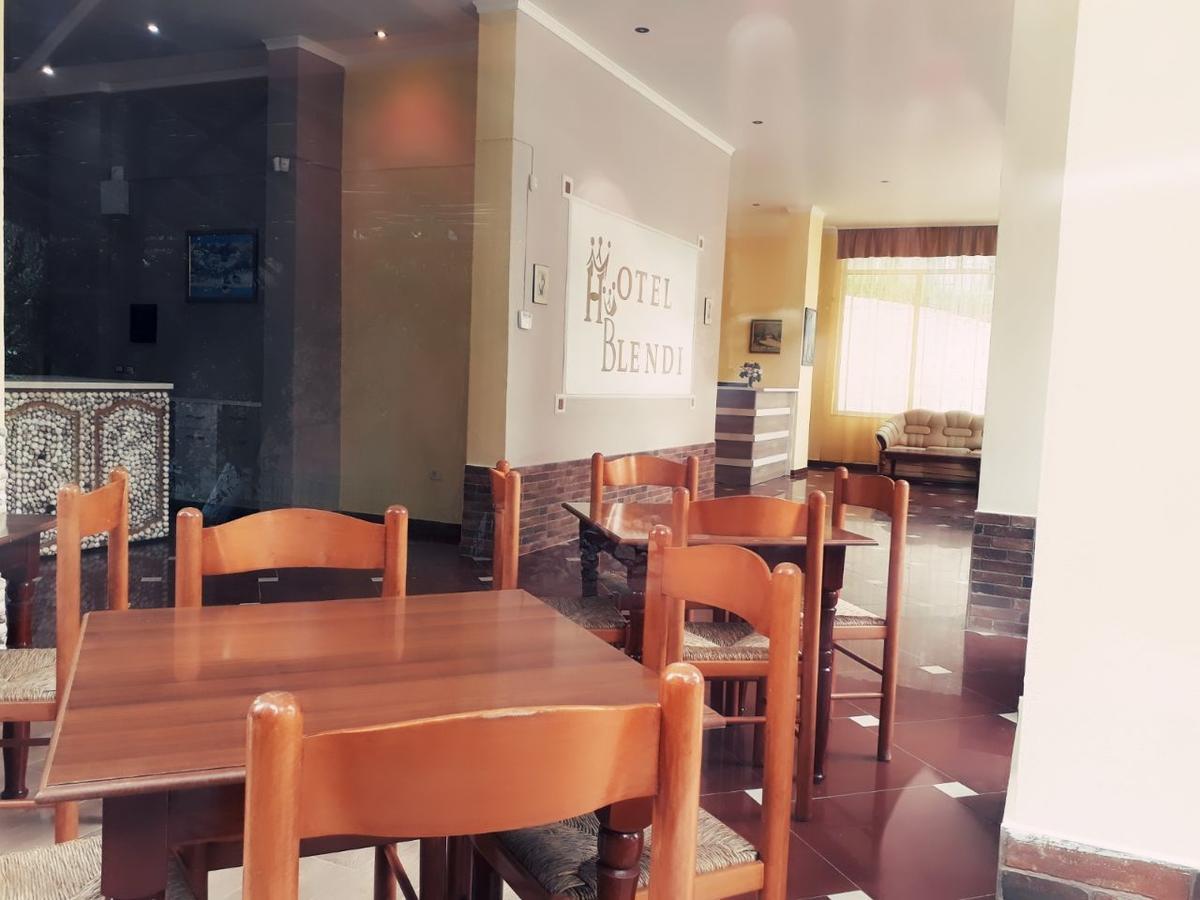 Hotel Blendi ดูร์เรส ภายนอก รูปภาพ