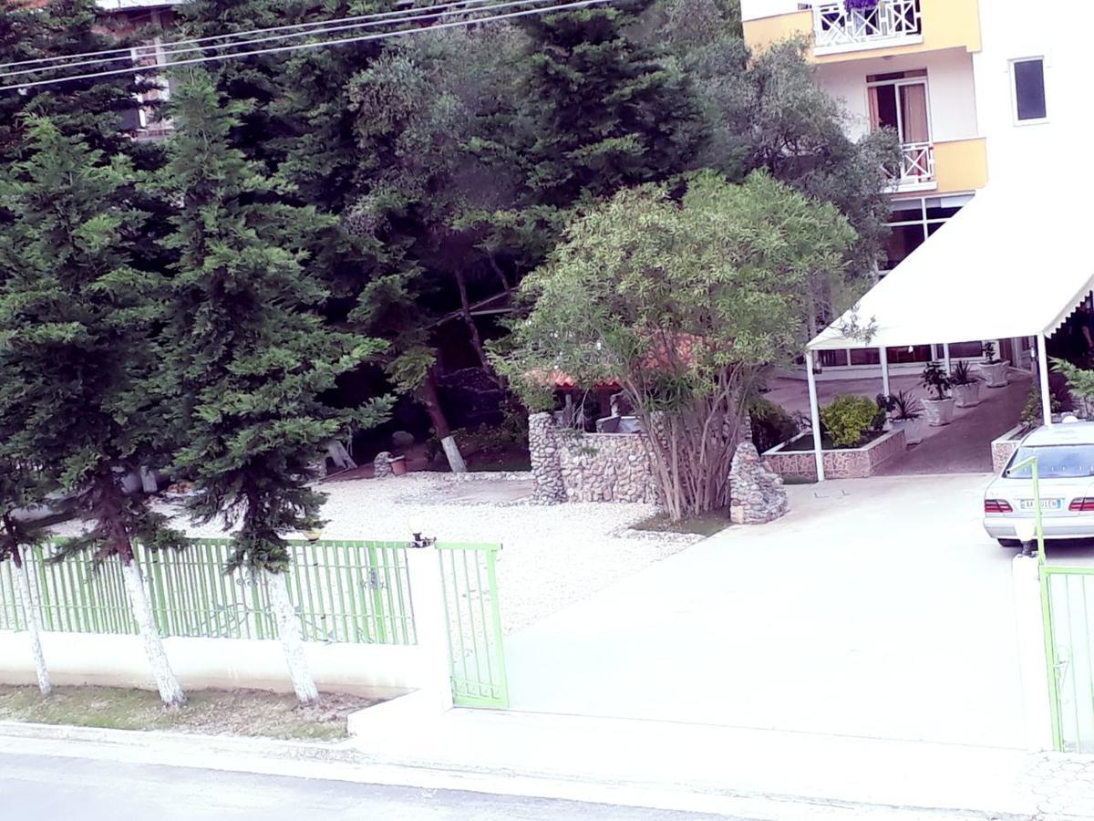 Hotel Blendi ดูร์เรส ภายนอก รูปภาพ